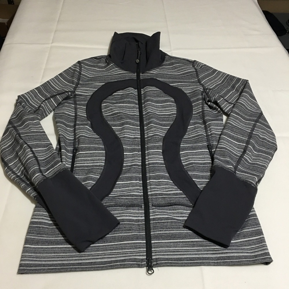 Lululemon Define Jacket Womens 8 Gray Striped Full Zip Thumbholes
